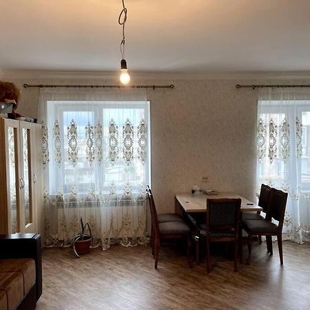 Aram Guest House Sevan Exterior photo