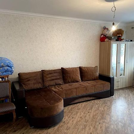 Aram Guest House Sevan Exterior photo